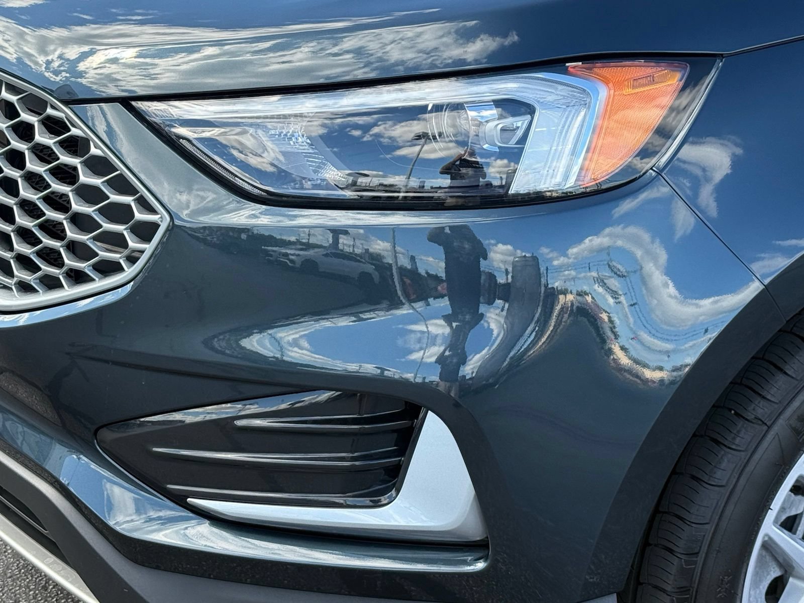 Used 2023 Ford Edge SEL AWD/4WD image 10