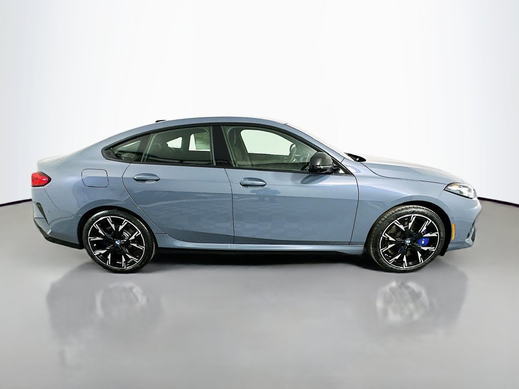 Used 2026 BMW 228i xDrive w/ Technology Package AWD/4WD image 4