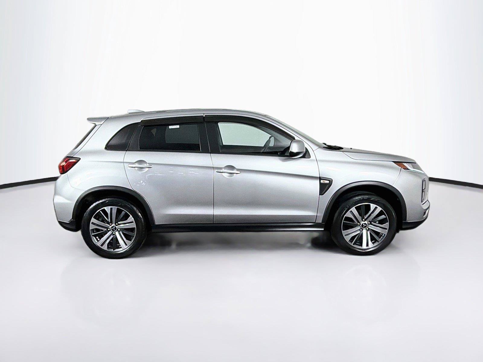 Used 2022 Mitsubishi Outlander Sport ES AWD/4WD image 12