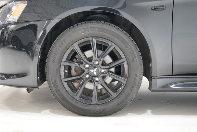 Used 2017 Mitsubishi Lancer ES image 11