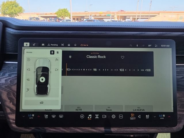 Used 2023 Rivian R1S Launch Edition Quad AWD/4WD image 10