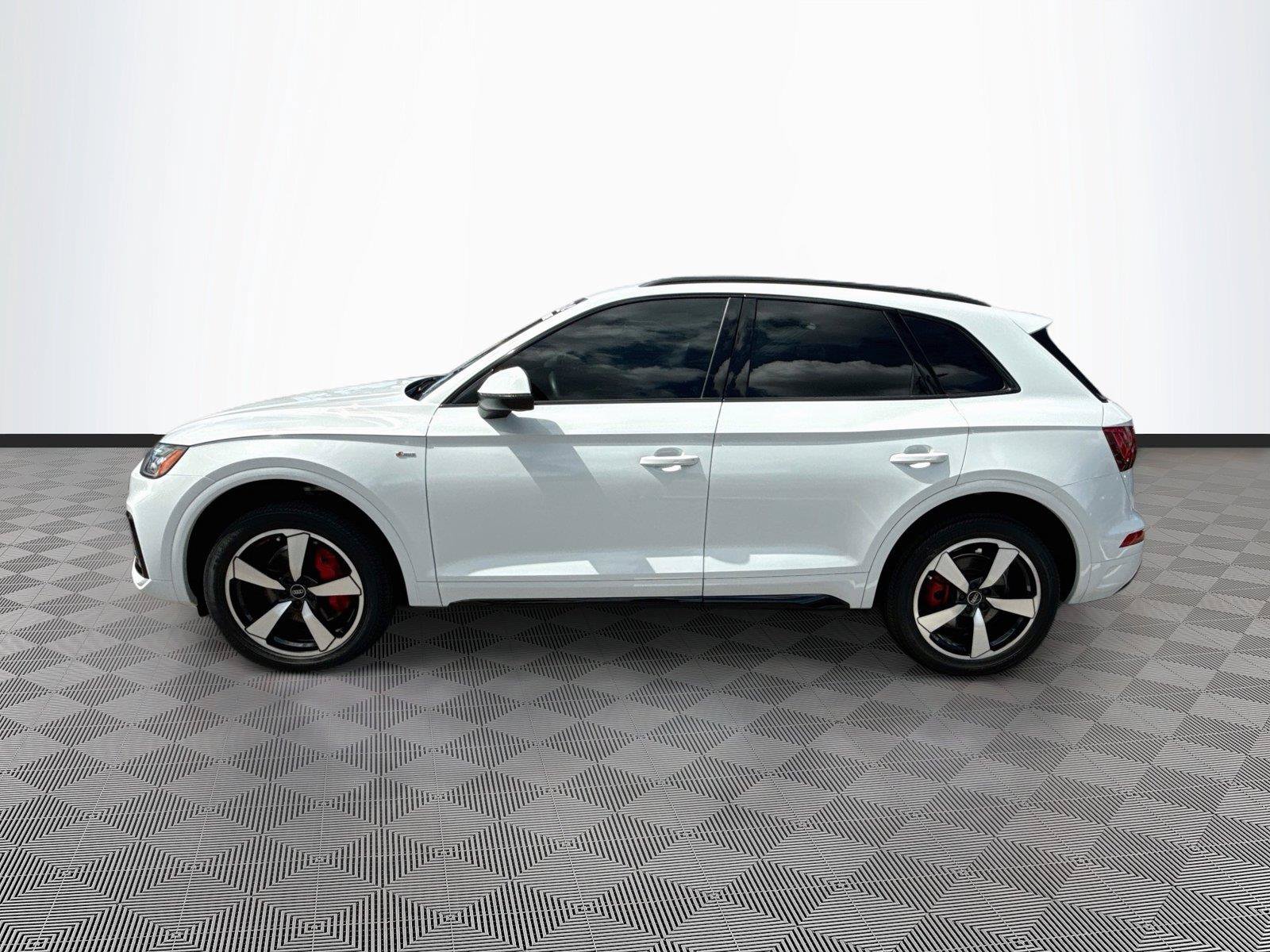 Certified 2024 Audi Q5 2.0T Premium Plus AWD/4WD image 4