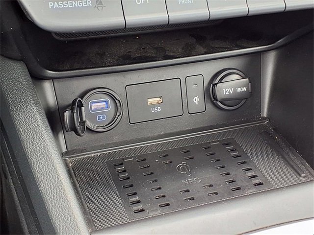 Used 2023 Hyundai Kona Limited image 23