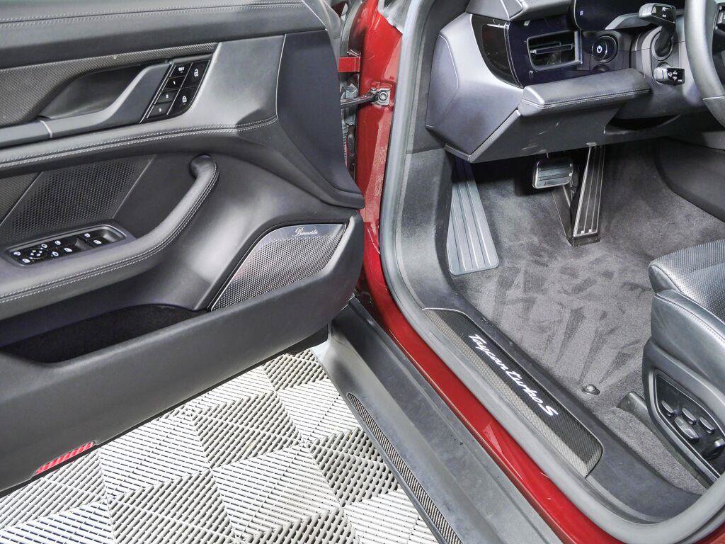 Certified 2021 Porsche Taycan Turbo S AWD/4WD image 8