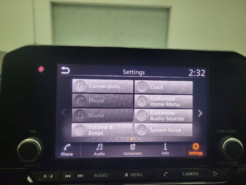 Used 2022 Nissan Pathfinder S AWD/4WD image 27