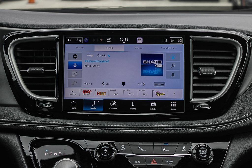 New 2027 Chrysler Pacifica Select FWD image 15