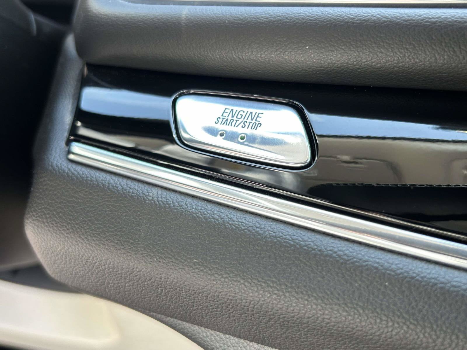 Used 2024 Buick Enclave Avenir w/ Avenir Technology Package FWD image 30