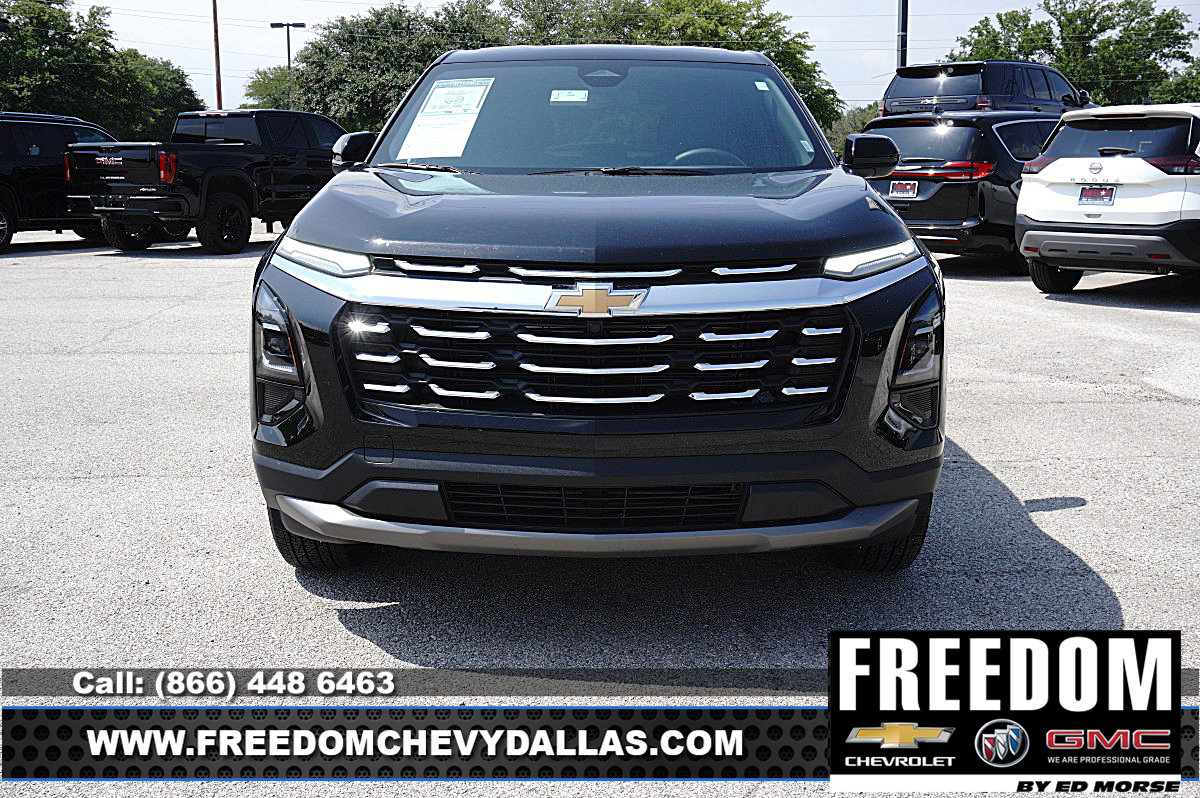 Used 2026 Chevrolet Equinox LT FWD image 2