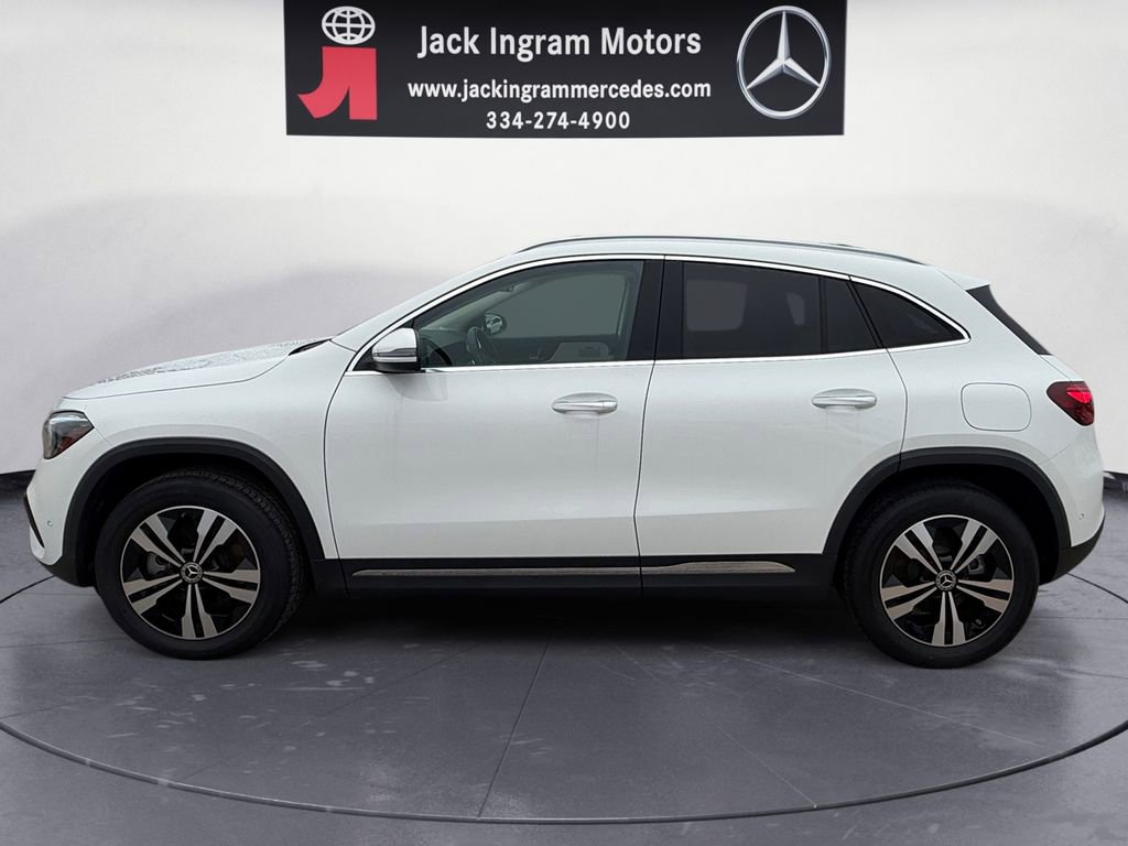 Certified 2025 Mercedes-Benz GLA 250 image 2