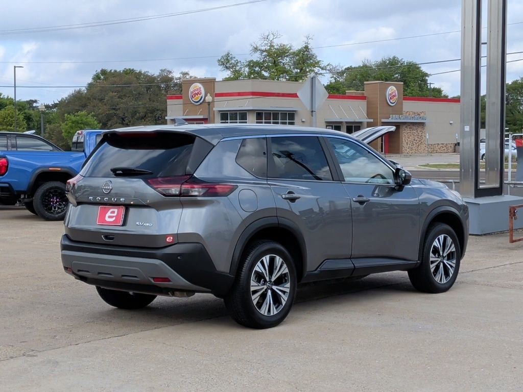 Used 2023 Nissan Rogue SV image 8
