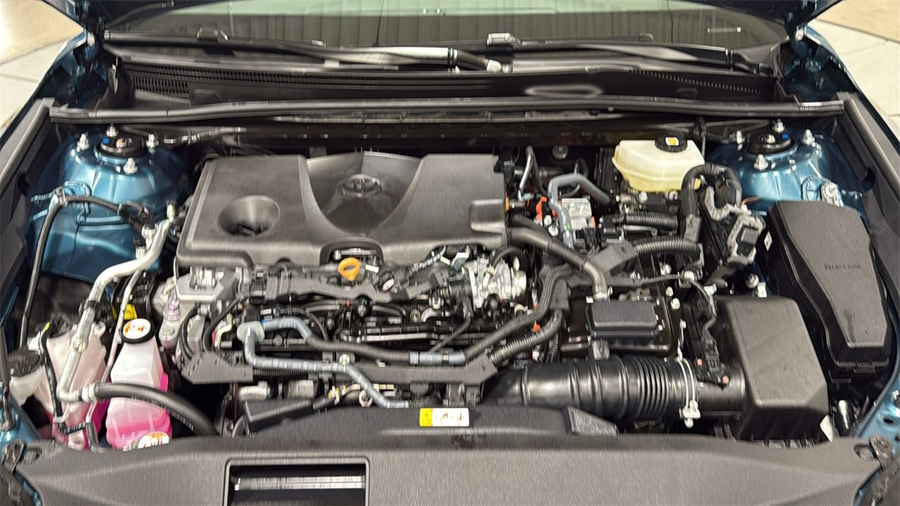 Certified 2025 Toyota Camry SE image 25