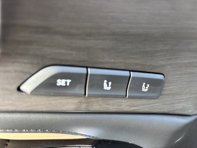 Used 2025 Kia Sorento SX Prestige w/ Olive Brown Leather Package image 22