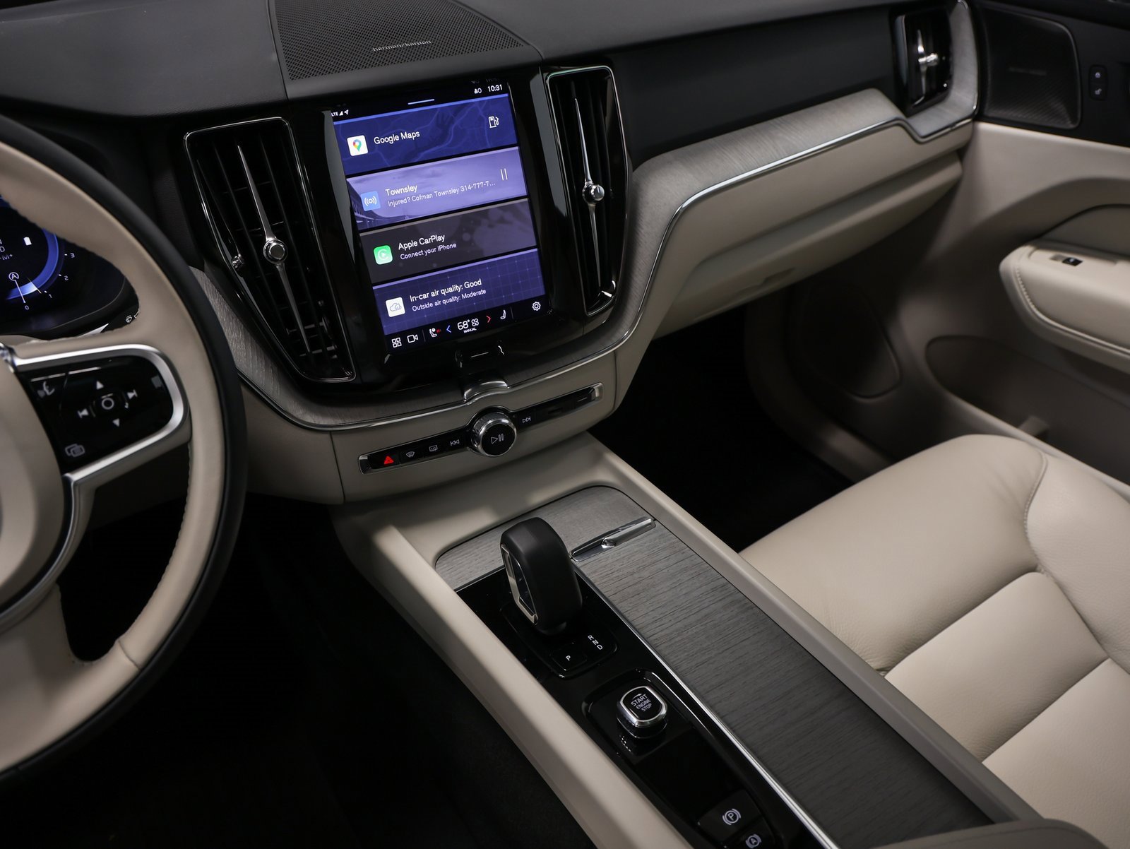 Used 2025 Volvo XC60 B5 Plus w/ Protection Package Premier image 37