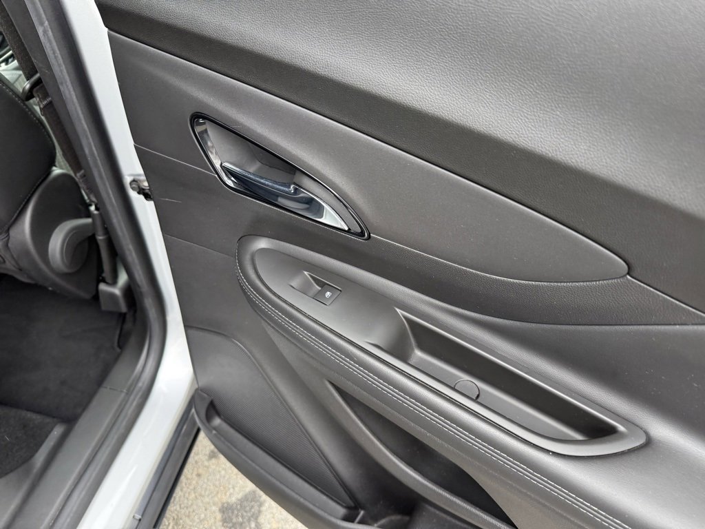 Used 2019 Buick Encore Preferred image 33