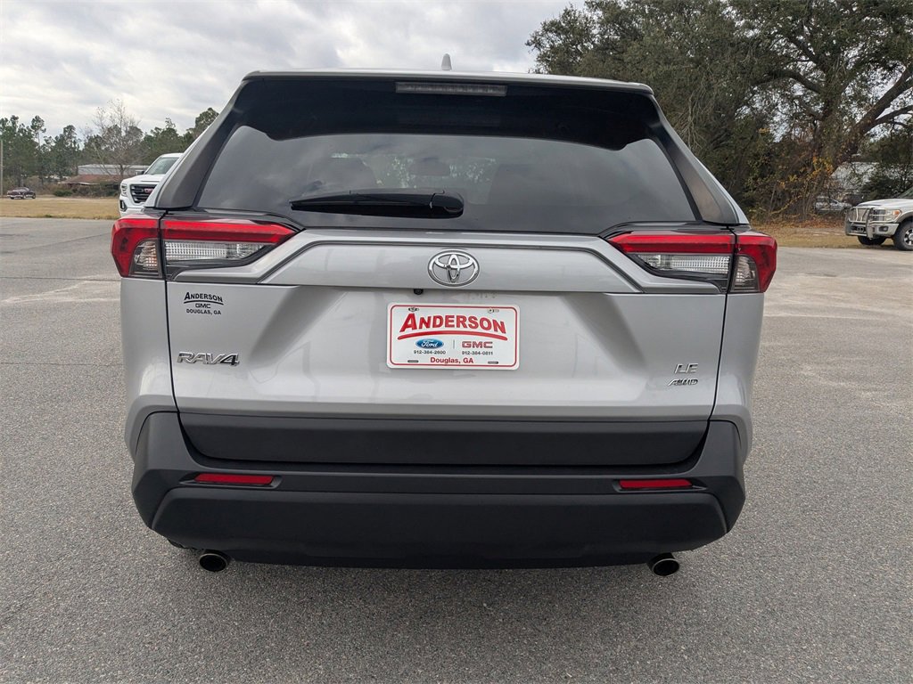 Used 2023 Toyota RAV4 LE image 5