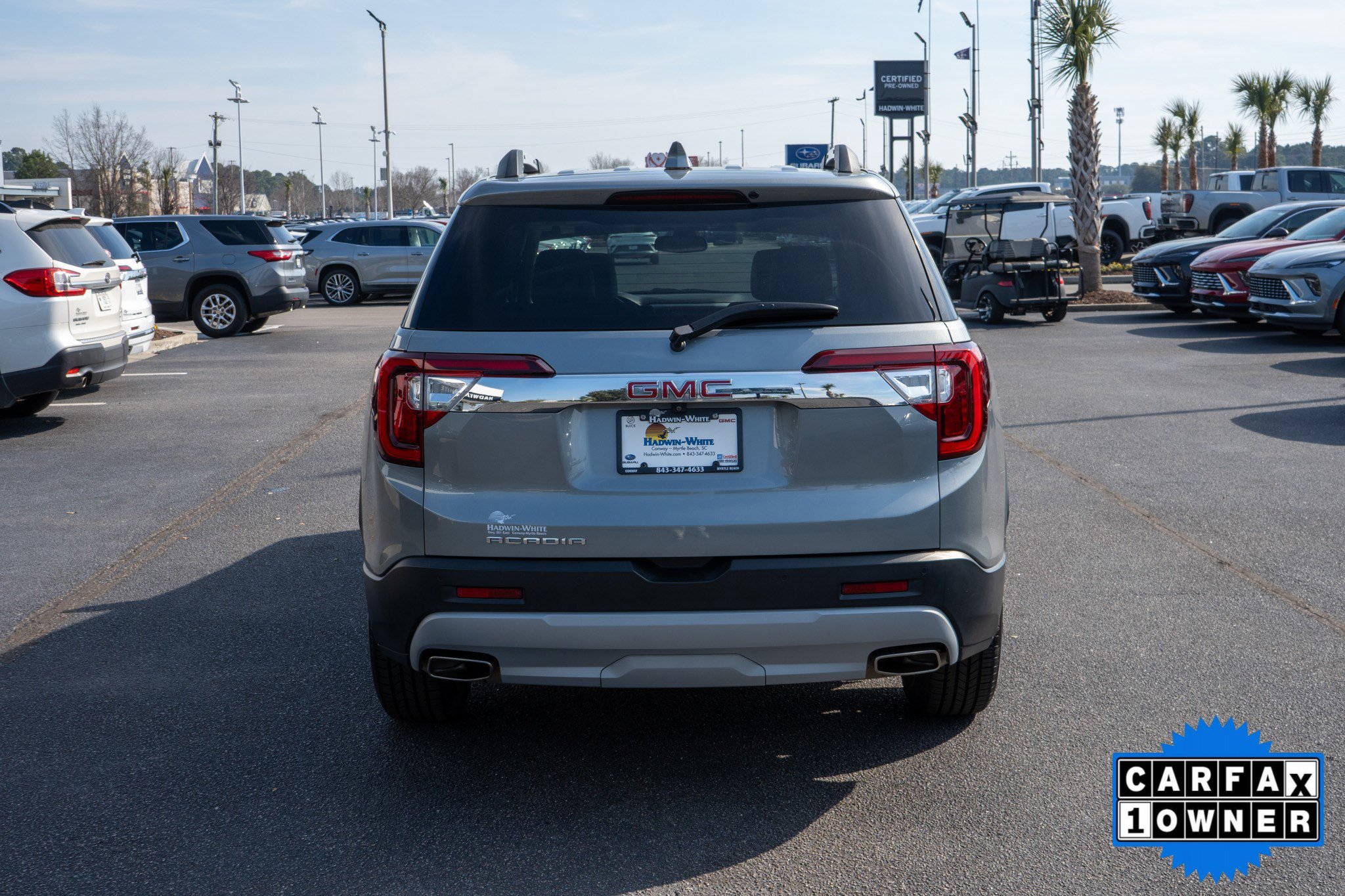 Used 2023 GMC Acadia SLT image 4