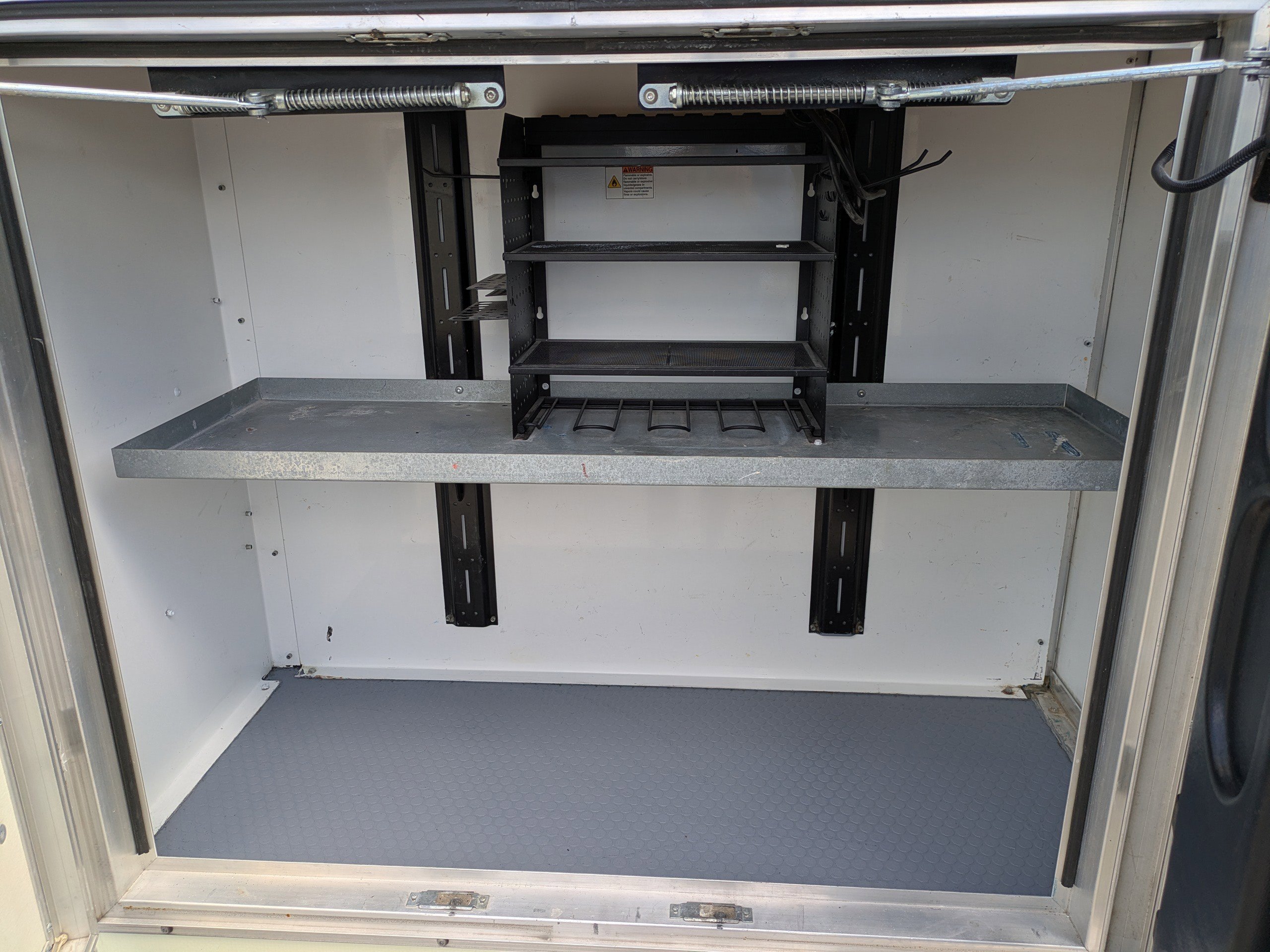 Certified 2023 Ford E-450 and Econoline 450 Super Duty w/ Power Windows & Locks Group RWD image 12