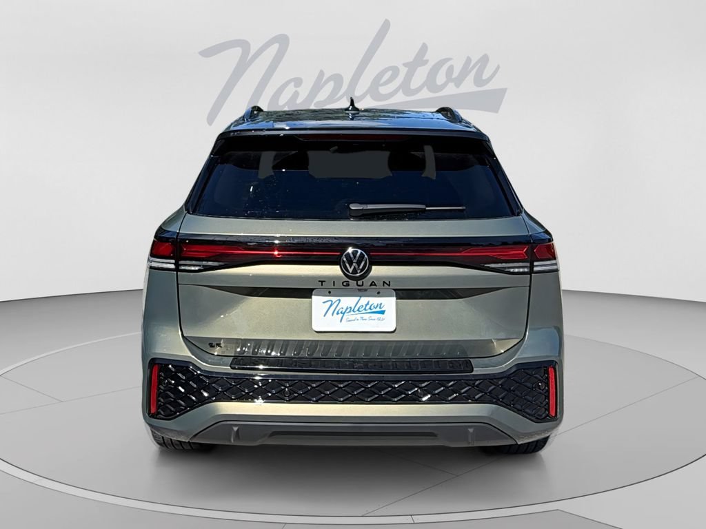 Used 2026 Volkswagen Tiguan SE R-Line FWD image 4