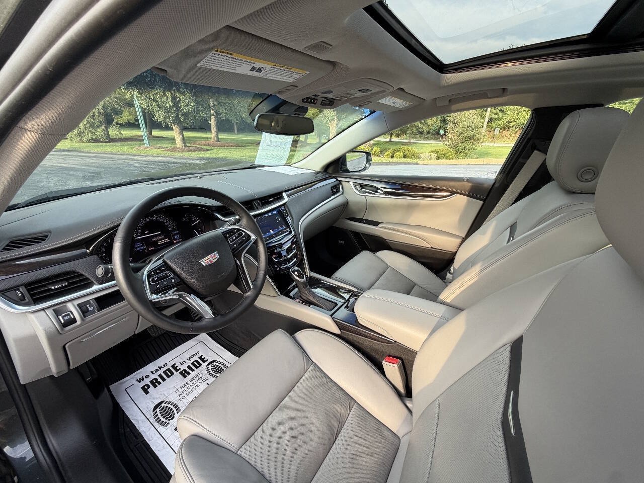 Used 2017 Cadillac XTS Luxury w/ Driver Awareness Package FWD image 6