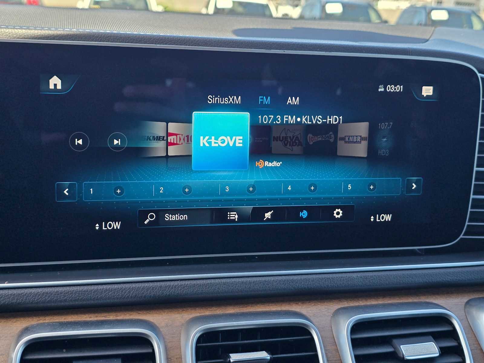 Used 2021 Mercedes-Benz GLS 580 4MATIC image 33