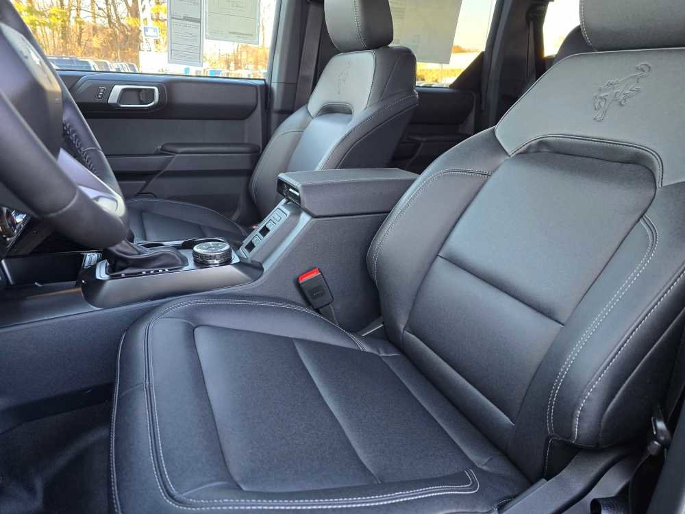 New 2026 Ford Bronco Badlands image 18