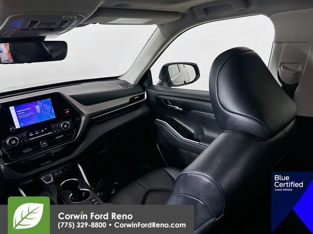 Used 2023 Toyota Highlander XLE AWD/4WD image 26