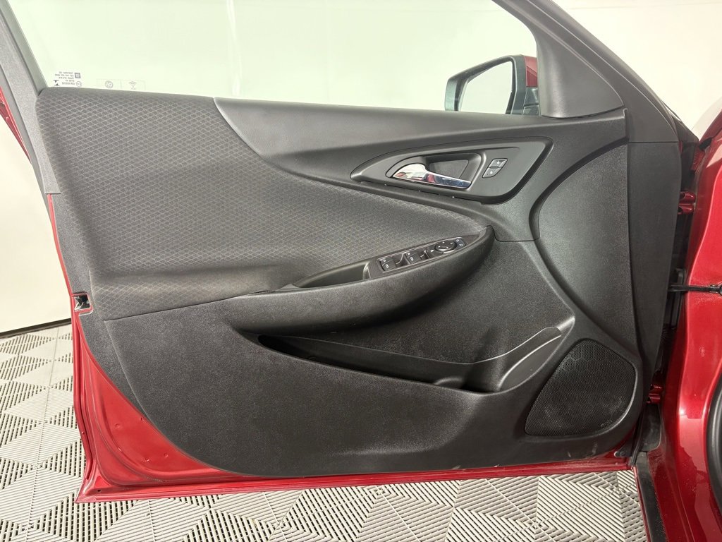 Used 2022 Chevrolet Malibu LT image 12