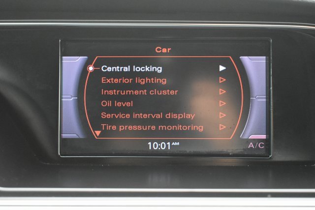 Used 2010 Audi A5 2.0T Premium image 16