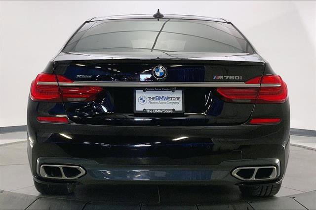 Used 2019 BMW M760i xDrive w/ Luxury Rear Seating Package image 3