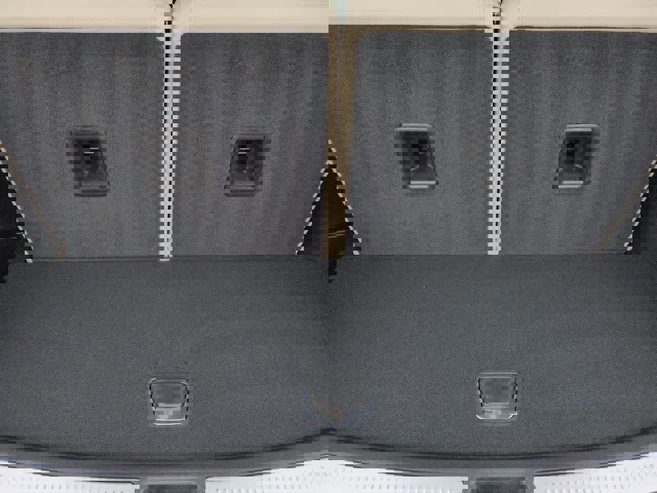 Used 2025 Cadillac XT6 Sport w/ LPO, Floor Liner Package image 35