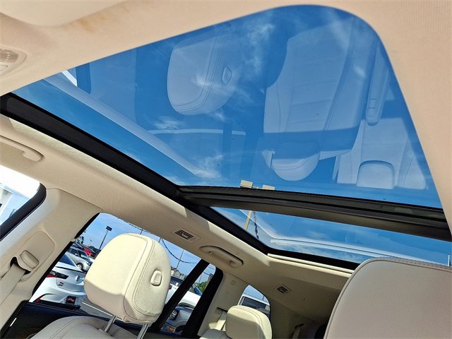 Used 2022 Mercedes-Benz GLS 450 4MATIC image 12