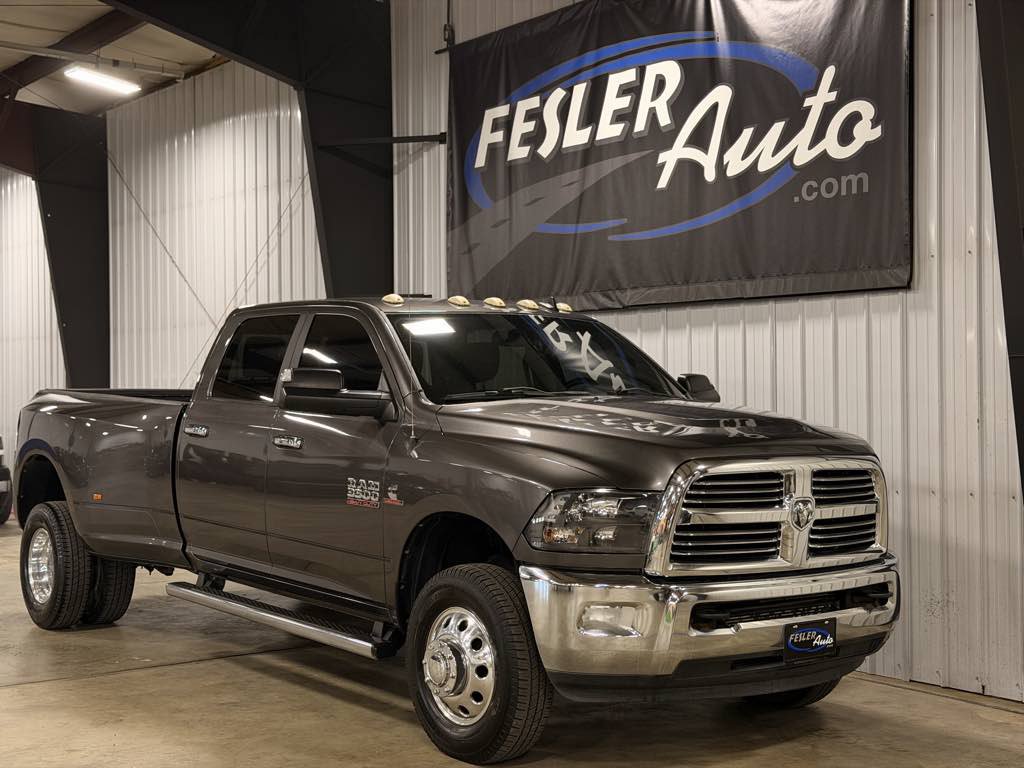 Used 2015 RAM 3500 Lone Star AWD/4WD image 2