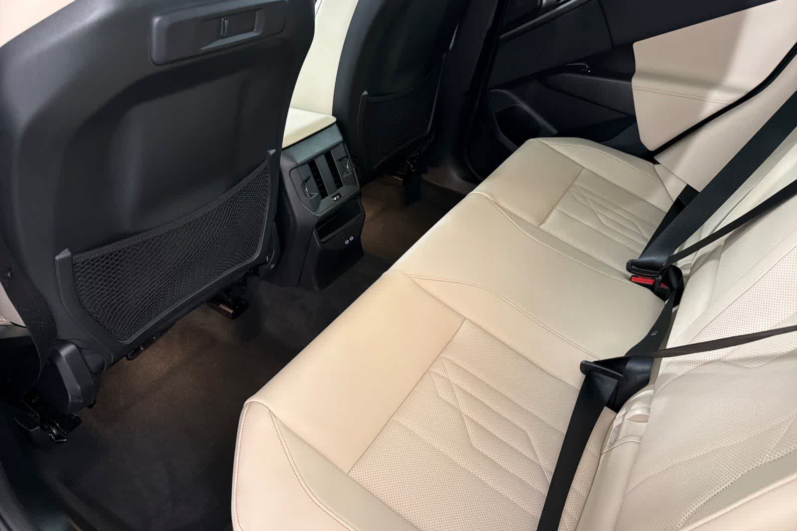 Used 2026 BMW X3 xDrive30i w/ Convenience Package AWD/4WD image 4