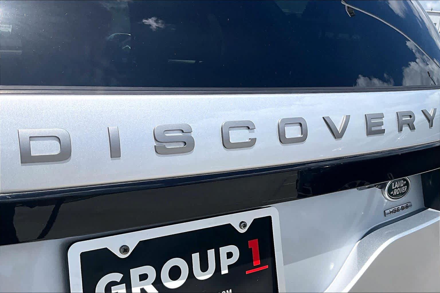 Used 2018 Land Rover Discovery HSE AWD/4WD image 30