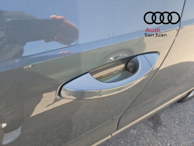 Used 2020 Audi Q3 2.0T Premium w/ Convenience Package AWD/4WD image 9