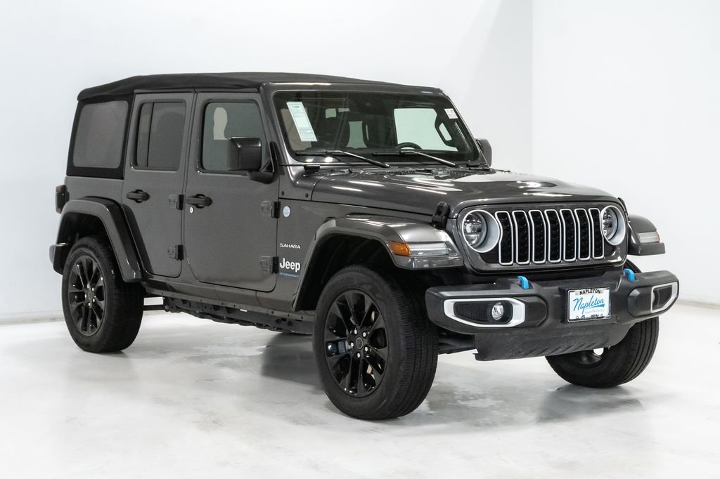 Used 2024 Jeep Wrangler Unlimited Sahara AWD/4WD image 6