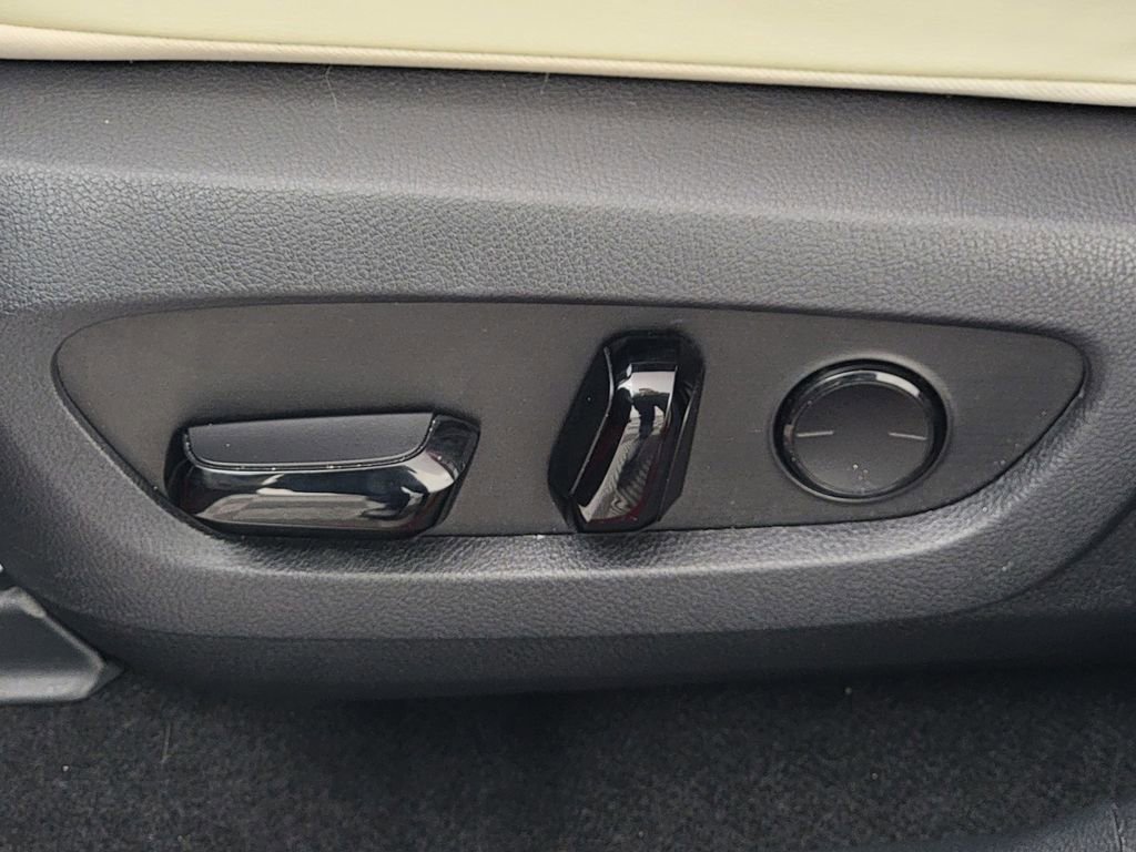 Used 2024 Lexus NX 350 AWD w/ Vision Package image 42