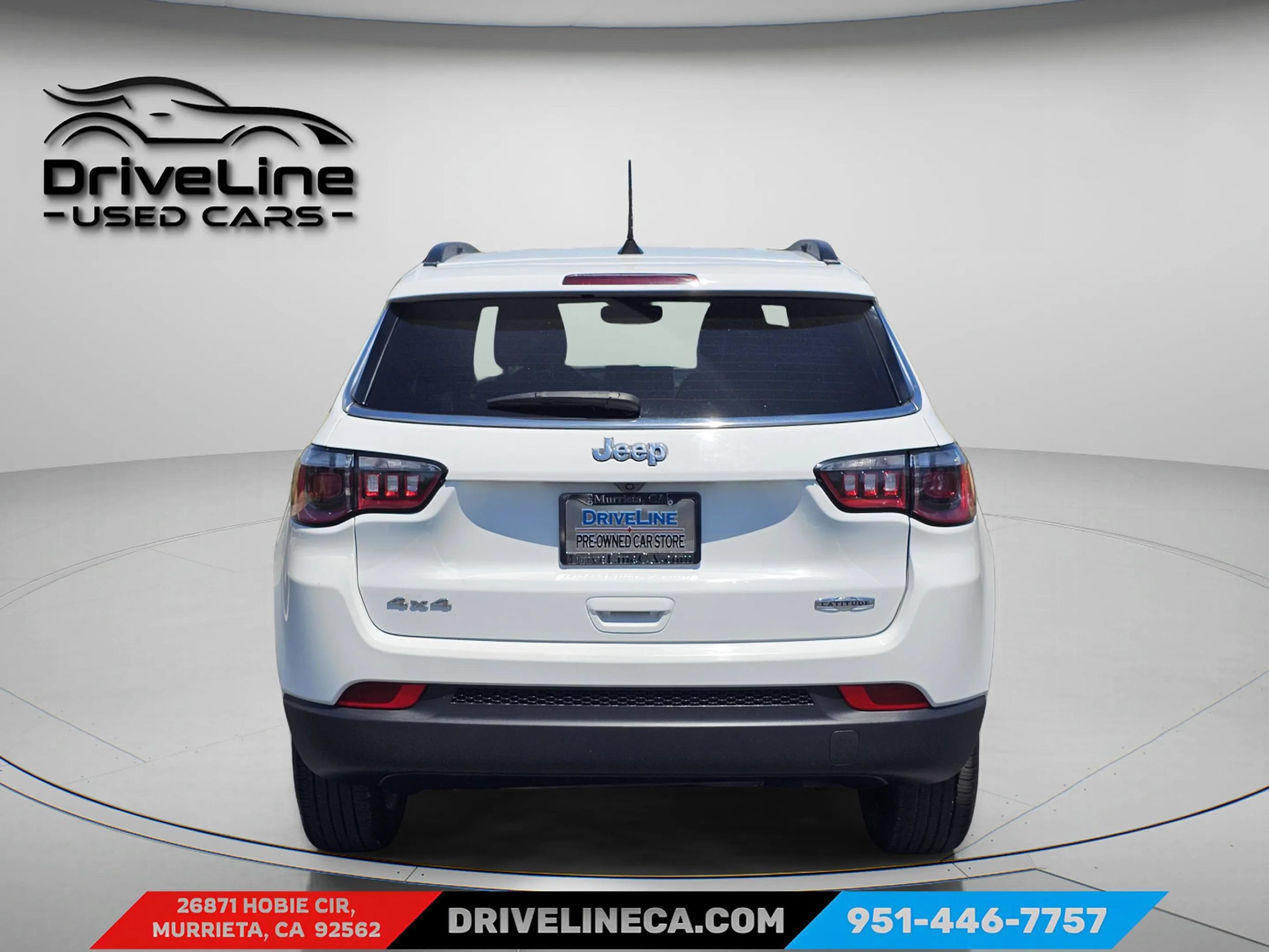 Used 2024 Jeep Compass Latitude AWD/4WD image 3