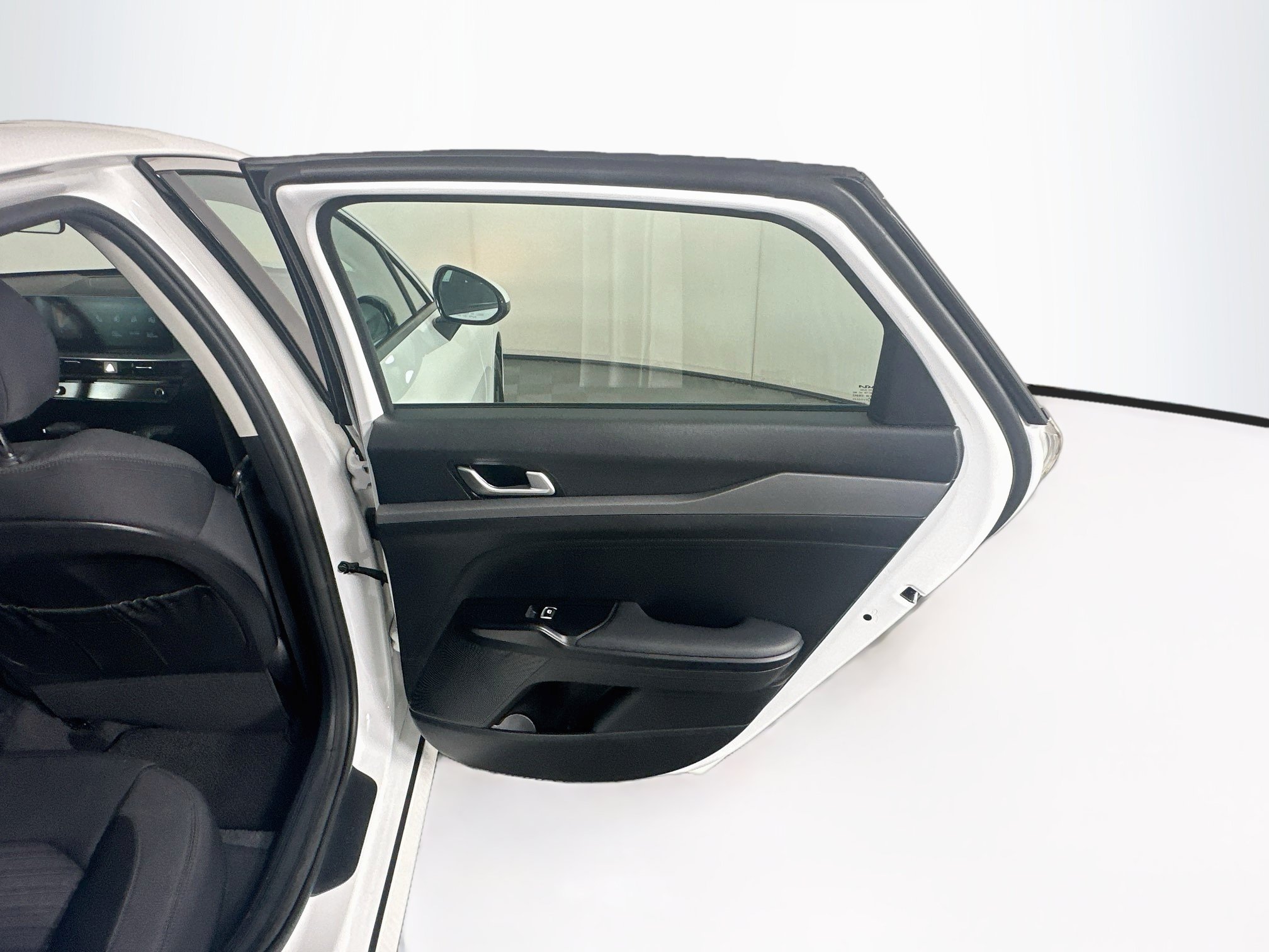 Used 2025 Kia K5 LXS FWD image 28