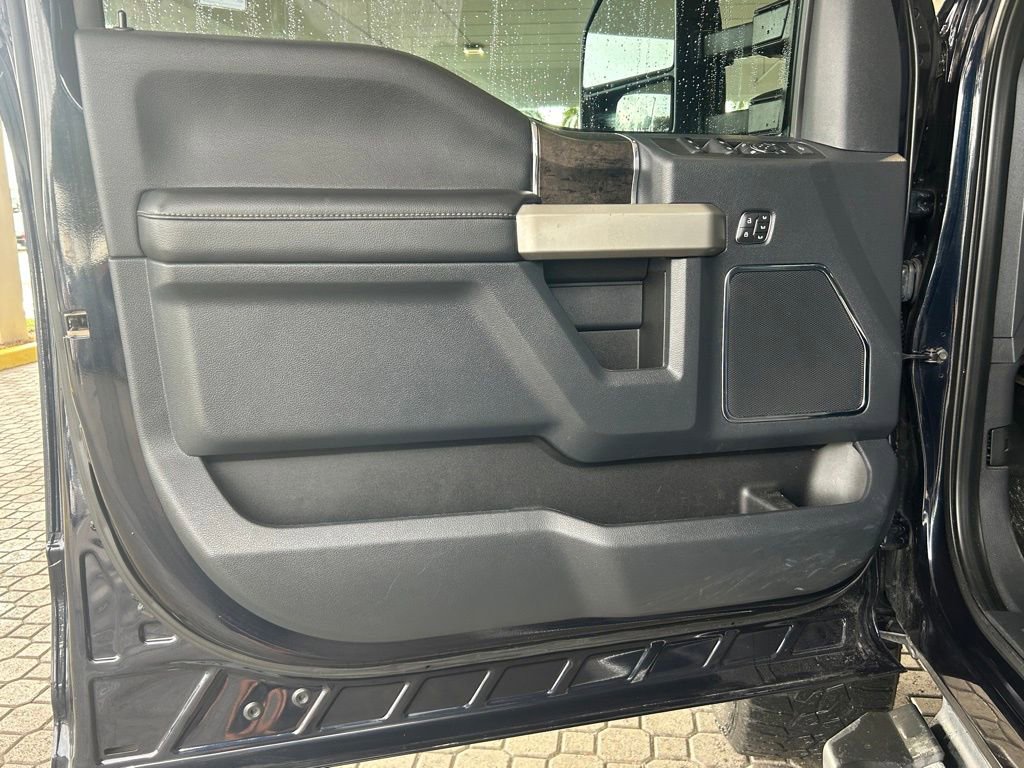 Used 2022 Ford F250 Lariat w/ Lariat Ultimate Package image 38