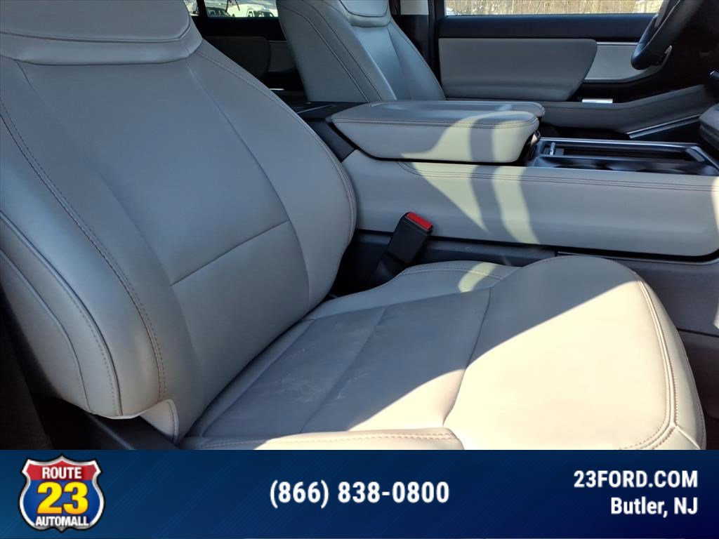 Certified 2025 Ford Expedition Max Active image 5