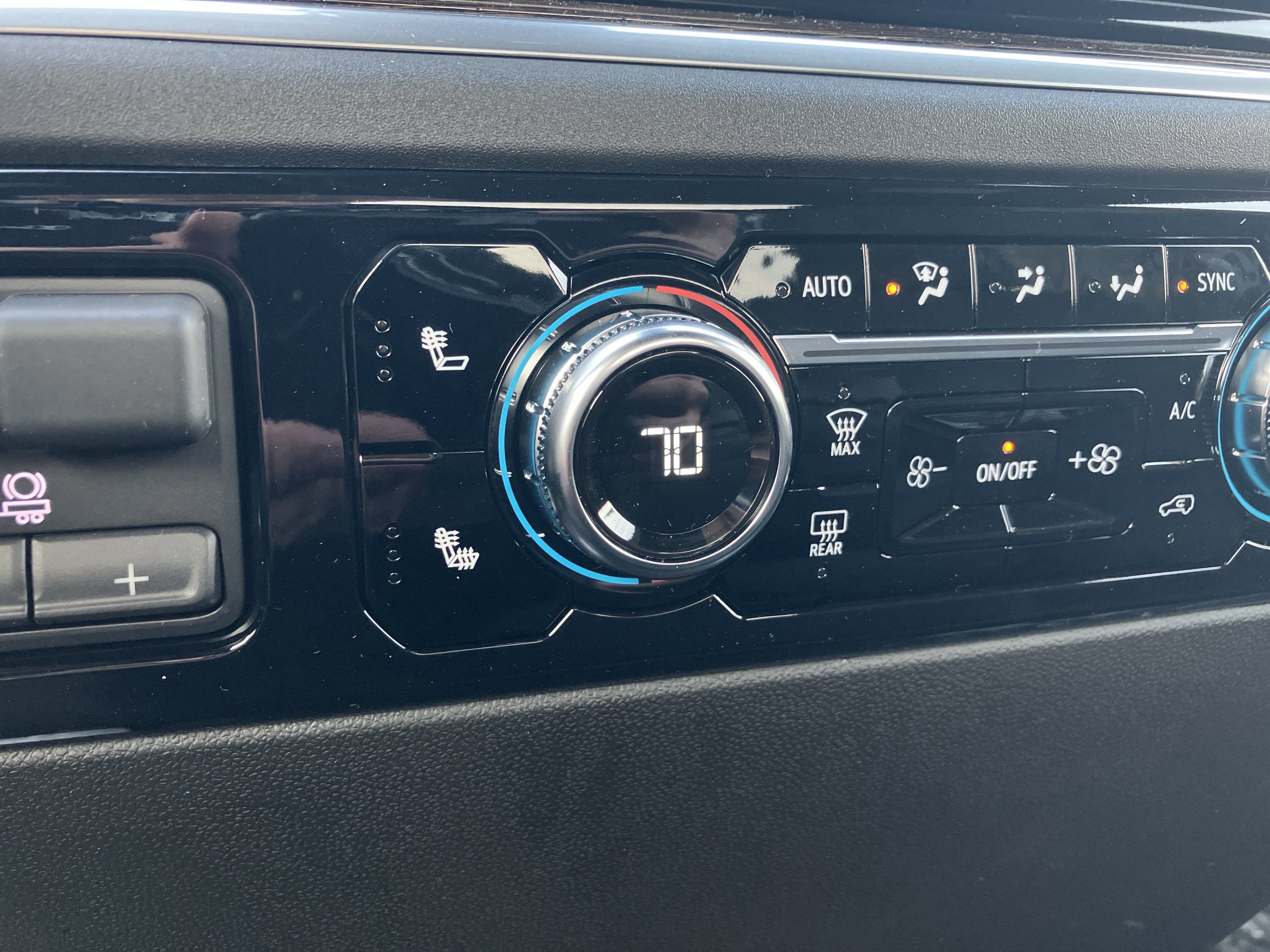 New 2025 GMC Sierra 2500 SLE image 27