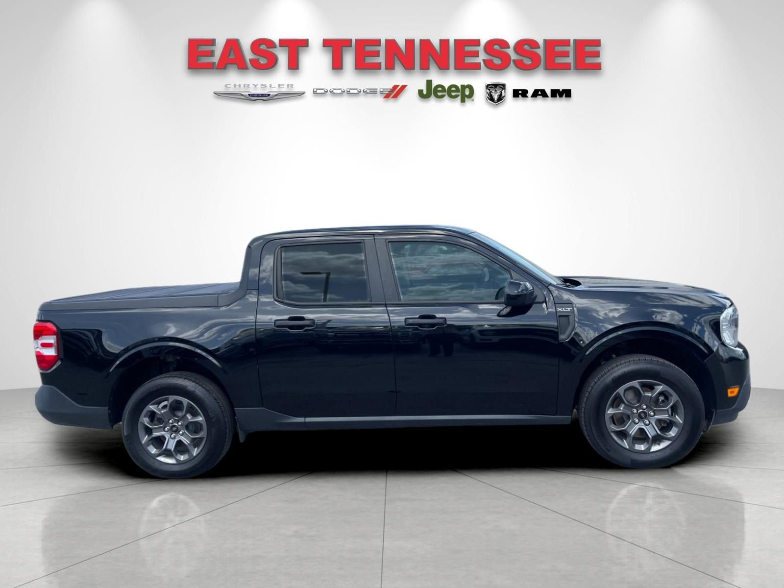 Used 2023 Ford Maverick XLT w/ Equipment Group 300A Standard image 2