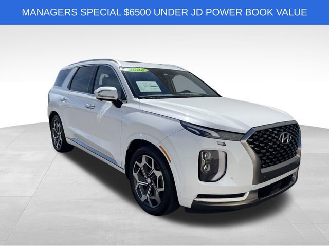Used 2022 Hyundai Palisade Calligraphy w/ Winter Package image 2