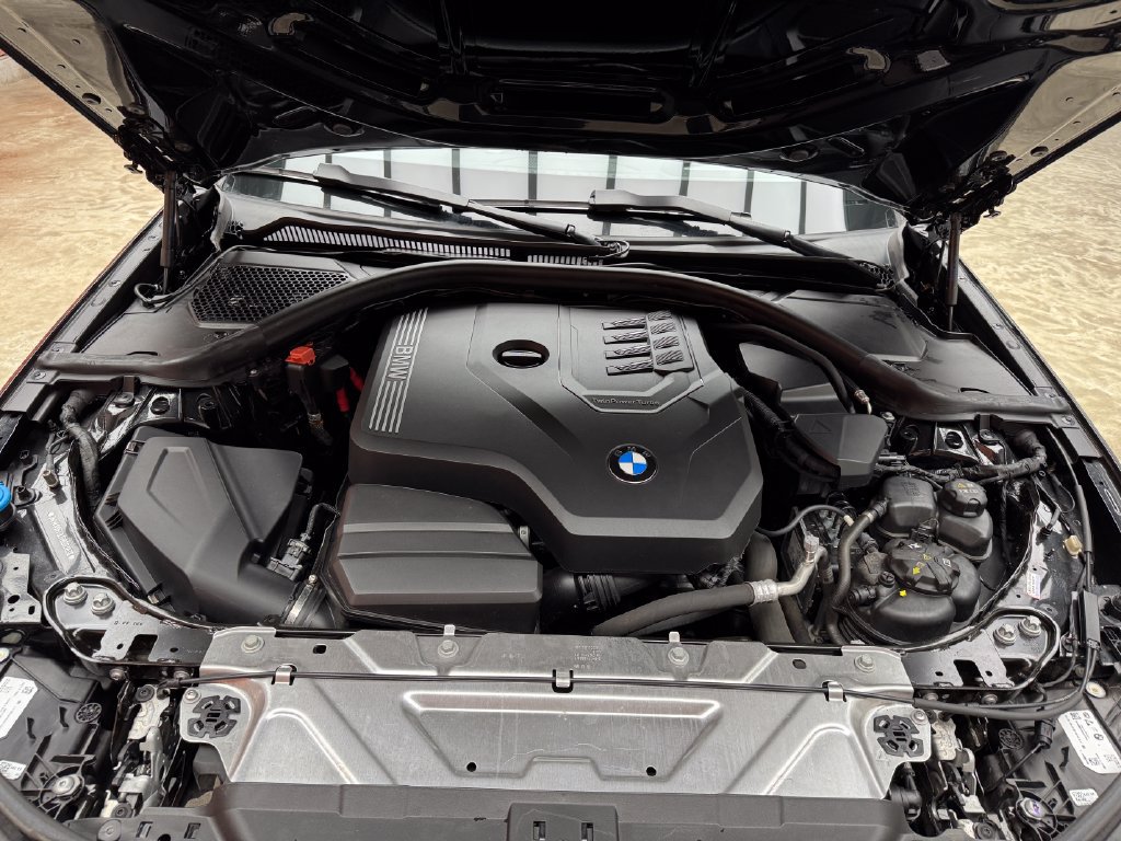 Certified 2024 BMW 330i xDrive Sedan w/ M Sport Package AWD/4WD image 24