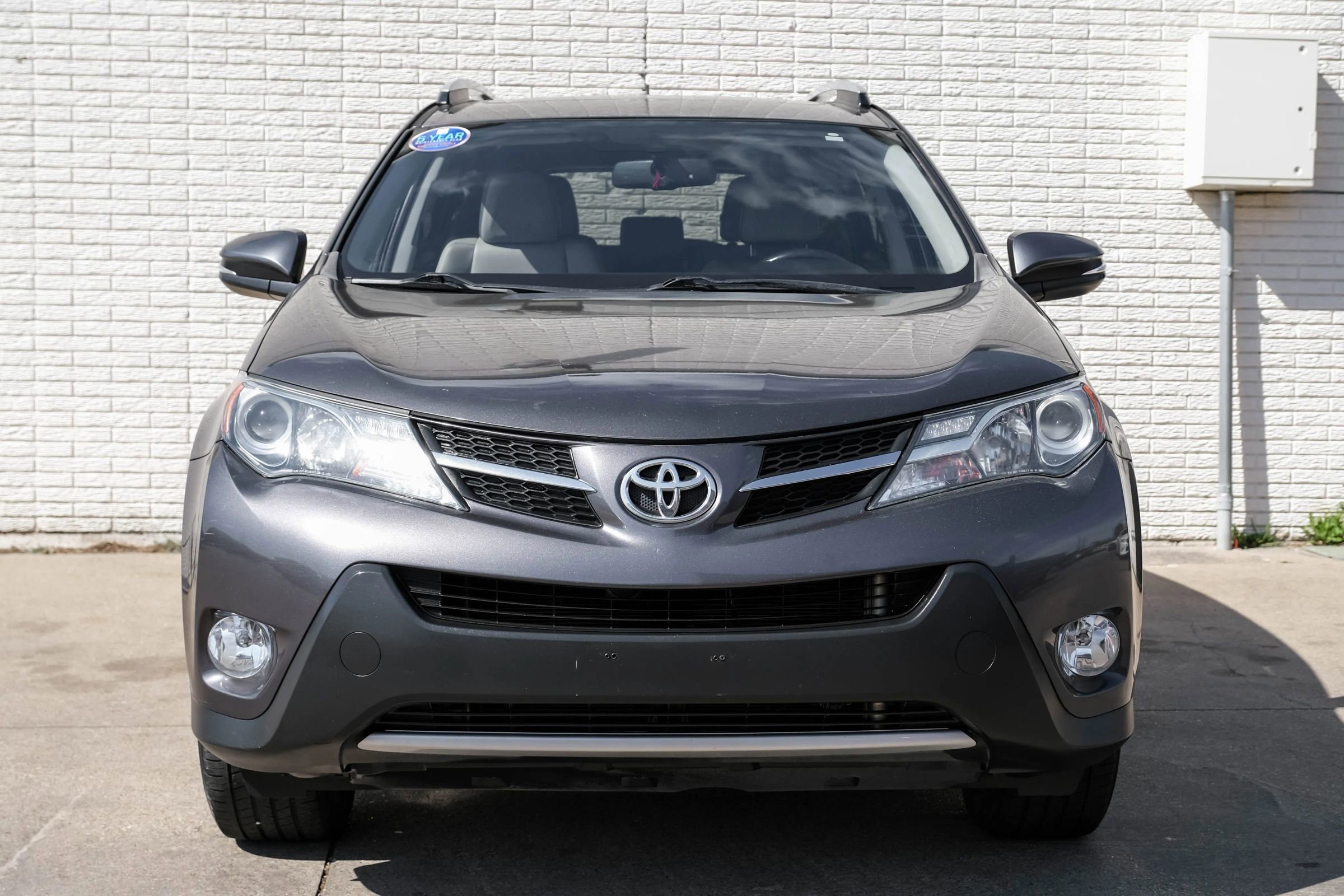 Used 2015 Toyota RAV4 Limited FWD image 4