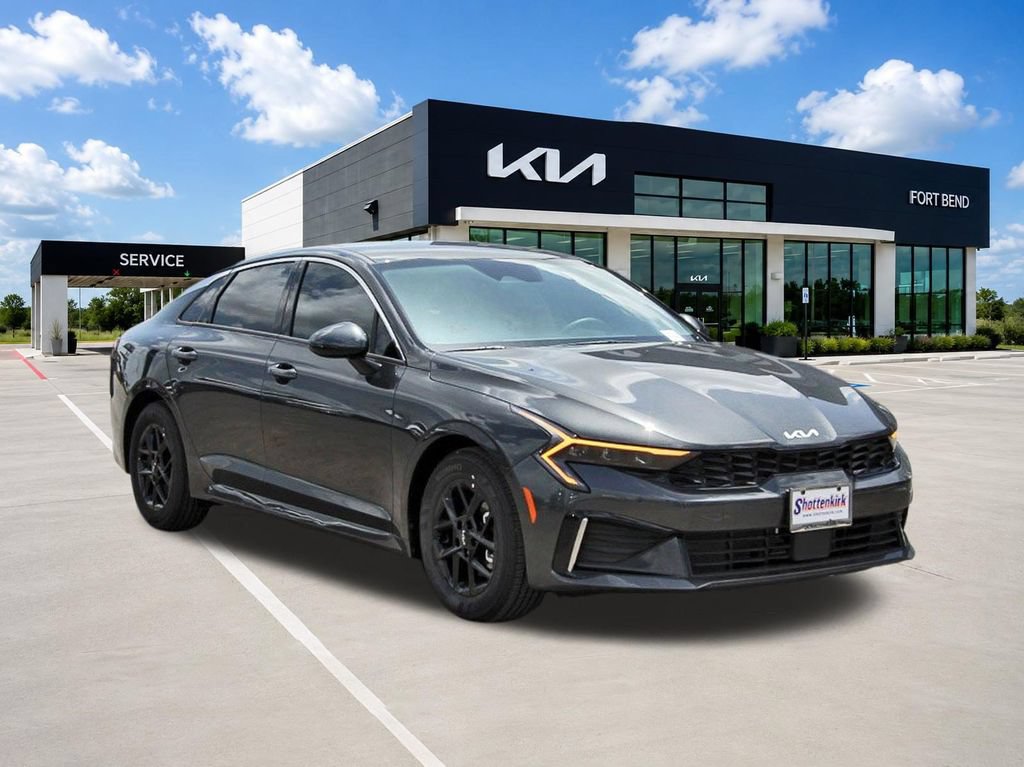 New 2026 Kia K5 LXS FWD image 3