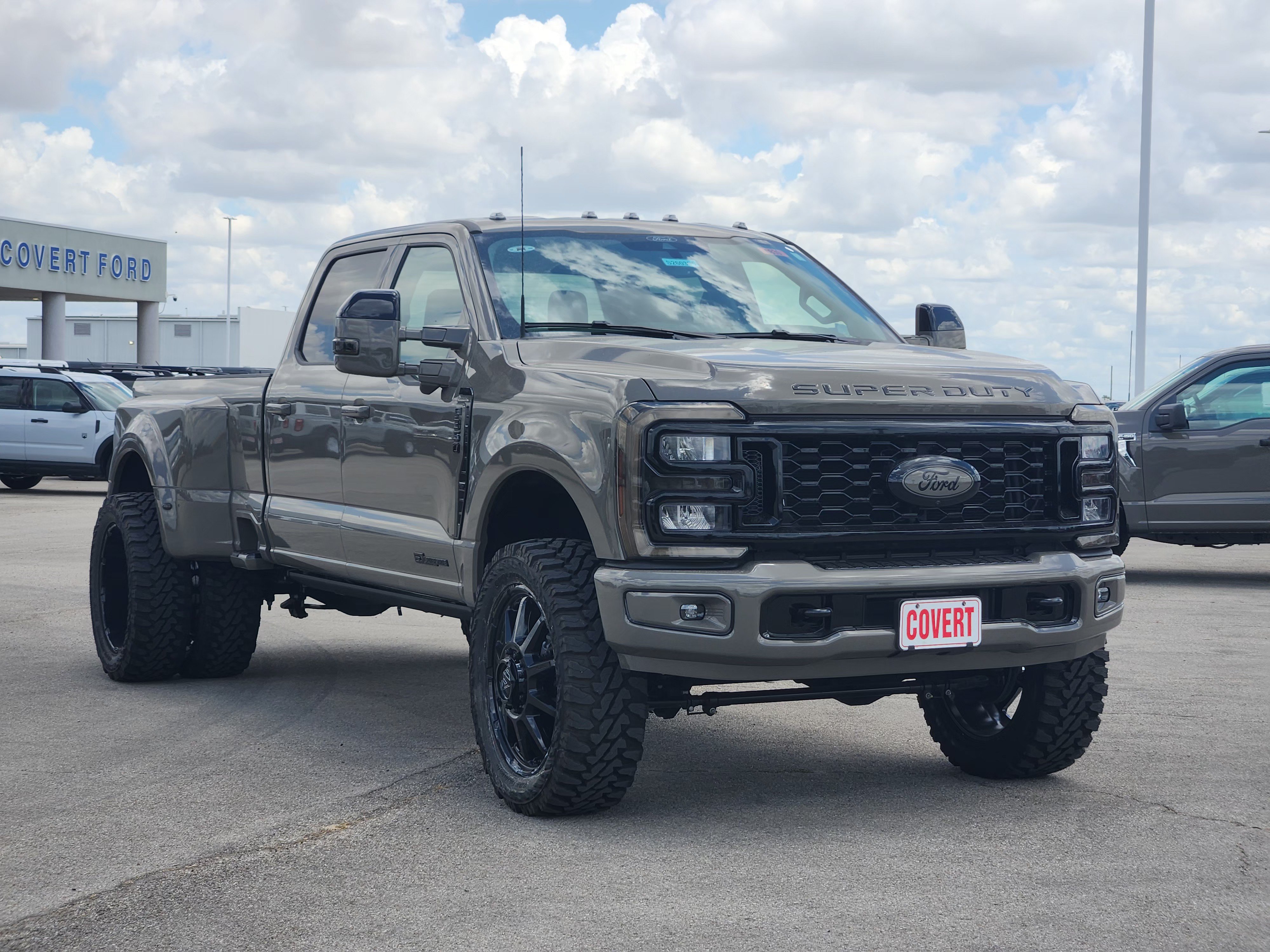 New 2026 Ford F350 Lariat AWD/4WD image 2