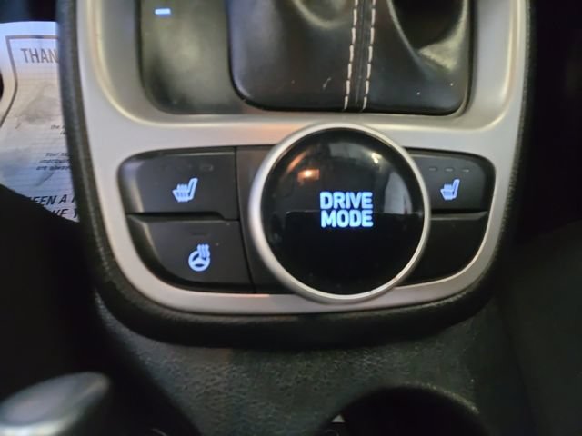 Used 2021 Hyundai Venue FWD image 19