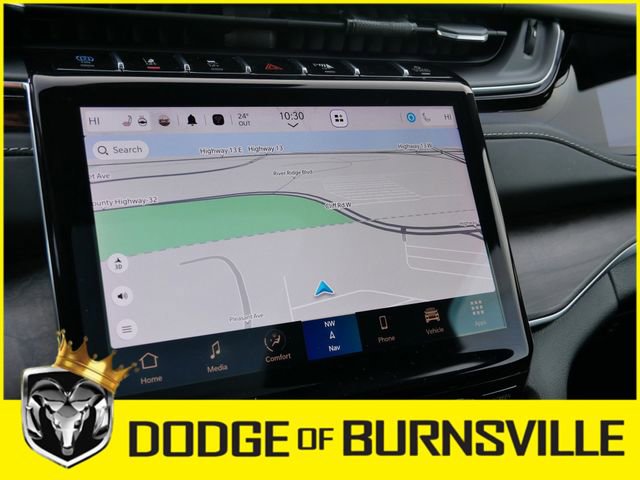 Used 2022 Jeep Grand Cherokee Overland w/ Luxury Tech Group IV image 21